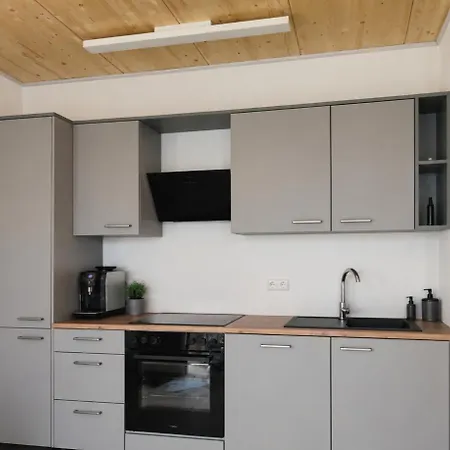 Apartman Jona And *